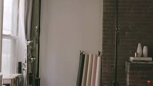 A photography studio is expensive to rent — especially if you don't use it every day. How One Photographer Set Up A Very Small Studio Space Fstoppers