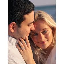 Chelsea Bernstein's Instagram, Twitter & Facebook