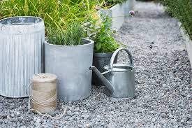 Aus hochwertiger auswahl an pflanzgefäße ihr wunschprodukt finden. Pflanzkubel Blumenkubel Aus Beton Glasfaser Metall Schoner Wohnen