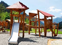 The german kindergarten staff are native german speakers. Spielkombi Hofgen 140 Kindergarten Geeignet Ziegler Spielplatze