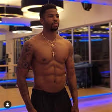 Elazığspor ağlarına iki gol bırakan stoper. Ryan Donk Ryanhenpogba Twitter