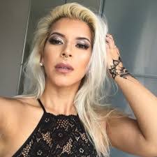 Melanie Gaunt's Instagram, Twitter & Facebook