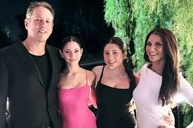 فضيحة ام شامبو الجديدة تظهر جسدها بصراحة تامة