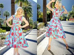 Élégante robe de cocktail 1955 avec une jupe péplum détachable en deux styles. Robes Annees 50 Decouvrez Les Styles Vintage Et Rockabilly