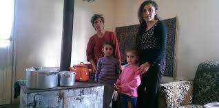 In armenien werden viele schwangerschaften beendet, weil die föten weiblich sind. Arbeitsmigration In Armenien Im Dorf Der Frauen Taz De