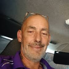 Just wondering did Barbara Windsor ever visited Ron and Reg in jail thank  you