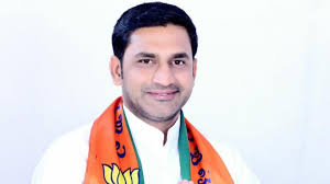 Clash in Padayatre: 'ಗೌಡರ ಗೌಡ ಪ್ರೀತಂ ಗೌಡ...': ಬಿಜೆಪಿ ಜೆಡಿಎಸ್ ಪಾದಯಾತ್ರೆ ವೇಳೆ  ಘರ್ಷಣೆ!