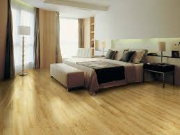 101mm x 914mm planks per pack: Polyflor Bevel Line Wood Pur The Flooring Group