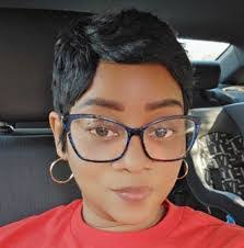 Kimberly Suttles's Instagram, Twitter & Facebook