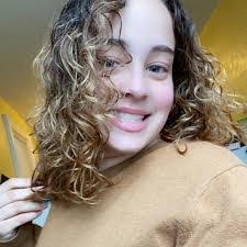 Kristi Chandler's Instagram, Twitter & Facebook