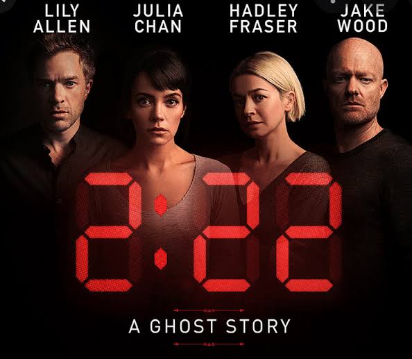 Play Review: 2:22 A Ghost Story – The Grump Of Horror