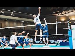 The record of points in one game (47), a dunk and a serve that go to 100 km/h, a world championship for clubs, due champions league, one championship, 7 cups and one silver medal at the world cup. 23 Years Old Bartosz Kurek Amazing Volleyball Player Bare Eki
