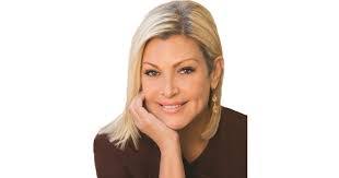 Vicki Foster's Instagram, Twitter & Facebook