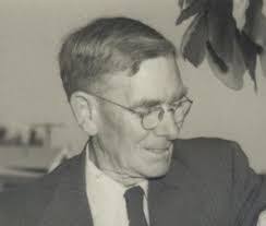 Jennie Temple's Instagram, Twitter & Facebook