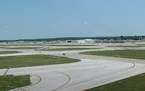 List of zipcodes in springfield, missouri; Watch Plane Nearly Hits Van On Runway At Springfield Branson National Airport In June