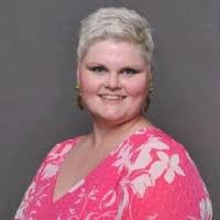 April Carpenter's Instagram, Twitter & Facebook