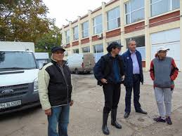 Sunt taximetrist şi lucrez doar de noapte. Cruzime NejustificatÄƒ Un Taximetrist Din GalaÅ£i A CÄƒlcat In Mod IntenÅ£ionat Un Caine Video AtenÈ›ie Imagini Cu Impact EmoÈ›ional ViaÅ£a LiberÄƒ GalaÅ£i