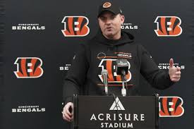 Bengals fire defensive coordinator, 3 other assistants after missing  playoffs - Yahoo Sports