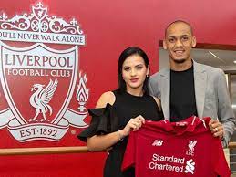 Fabinho's father, joao roberto tavares has tragically passed away in brazil on friday, august 20th. Fabinho S Wife Rebeca Tavares Reveals Why Liverpool Midfielder Doesn T Follower Her On Twitter Liverpool Echo