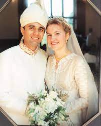 Laura javid is mainly known for her husband sajid vajid. Sajid Javid On Twitter Love Of My Life Happyvalentinesday