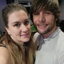 Bit if a long shot **Don't suppose anyone is travelling from Oxford to  Pontefract in the next week with a van are they ?😬🤔🙏 Will pay petrol