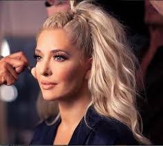 Yolande Phillips's Instagram, Twitter & Facebook