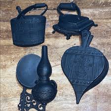 Our current inventory includes pieces from france, belgium, united states, haiti, england and italy. Vintage Sexton Accents Vintage Sexton Cast Iron Wall Art Decor Poshmark