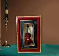 Vaveren Musical Instrument Box Frame, Desktop Photo Display Holder,  Miniature Musical Instrument Model for Desktop, Kitchen, Violin :  Amazon.com.au: ...