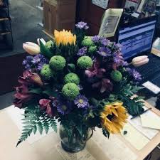 Travelmath helps you find cities close to your location. Town And Country Flowers Florists 124 N Main St Bluffton Oh Phone Number Yelp