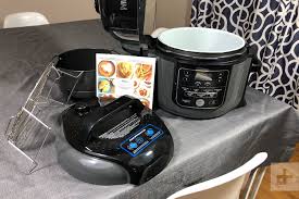 Close the lid bake/roast set the cook time in minute increments and press the start/stop button to the two lids allow you to seamlessly transition press the bake/roast button. Ninja Foodi Op300 Review Digital Trends