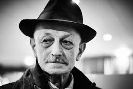 Rita De Crescenzo nei guai, Borrelli la denuncia: “Minacce e toni mafiosi”.  Lei ora frena e chiede aiuto