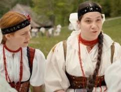 Erika stárková se už nemůže dočkat, až se bude moci předvést ve tváři. Sedmero Krkavcu Sedem Zhavranelych Bratov Filmova Mista Cz