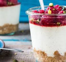 New York Cheesecake Im Glas Mit Himbeeren Windbeutel Dessert Rezepte Himbeeren