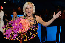 En utav sveriges mest folkkära artist som både vunnit och programlett. Lucky Seventh Time Sanna Nielsen For Sweden Escplus