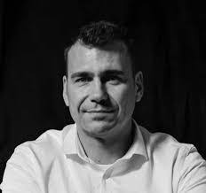 Benjamin Koss's Instagram, Twitter & Facebook