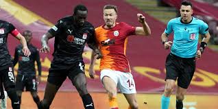 Galatasaray, sivasspor maçı öncesindeki son antrenmanını yarın yaptıktan sonra uçakla sivas'a hareket edecek ve bu kentte kampa girecek. Thhaqnjykno 8m