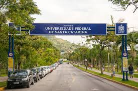The campus infrastructure includes an experimental farm area, an experimental forest area, a veterinary clinic, and more than 20 teaching and research laboratories distributed in different campus units. Ufsc Divulga Aprovados No Vestibular 2021 Brasil Escola