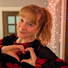 Amanda Roa ✨ Self-Love and Soulmate Coach 🧡 (@back2theheart2loveme) •  Instagram photos and videos