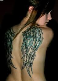 One of the best ideas for a memorial tattoo is to ink the favorite quotes of the deceased person and that too in your native language just like this. Angel Wings Tattoo Back Girl