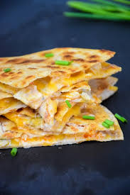 Buffalo chicken quesadilla recipe has all that you love about buffalo flavor with tons of cheese and tender chicken. Low Carb Buffalo Chicken Quesadilla Grumpy S Honeybunch