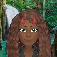 Lana Rivers's Instagram, Twitter & Facebook