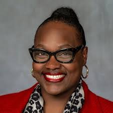 Sherry Holliman's Instagram, Twitter & Facebook