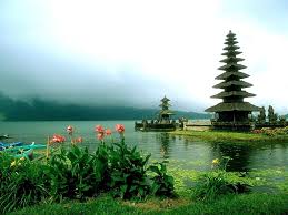 S1.bukalapak.com di sana terdapat sebuah menara yang megah yaitu menara pemandangan ini adalah pemandangan yang terdapat di pantai bali. Gambar Pemandangan Di Bali Gambar Lukisan Pemandangan Alam Di Bali Yang Indah Jpg Lollytaokta00123
