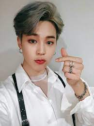 Pin By Vanlist Bts Pics On Bts ˏˋ ˎˊ Jimin Selca Bts Jimin Park Jimin