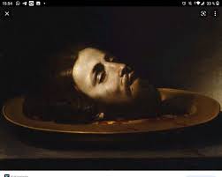 Голова Иоанна Крестителя Андреа Ваккаро. Ирод приказал отрубить голову  Иоанна Крестителя и принести ее на серебряном подносе для удовольствия  жестокой Иродиады. На фото муж Иоанн, фотограф Ира;) Страшно??? Чтобы  разбавить холодный ужас