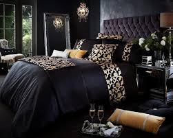 Bedroom Design And Decor Ideas Unique Black And Gold Bedding Set Modern Bedroom Interior Gold Bedroom Decor Modern Bedroom