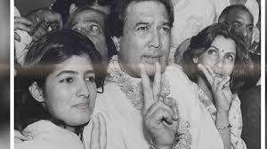Joseph's convent high she married actor rajesh khanna in 1973 when she was just 16 years old and left the film industry to take care dimple kapadia family members' names and photos. Zvc3hkanaxj Mm