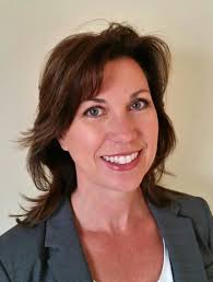 Debbie Reuter's Instagram, Twitter & Facebook