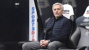 José mourinho foi despedido do comando técnico do tottenham. Mourinho Otra Vez Al Borde Del Despido Por La Inercia Perdedora Del Tottenham