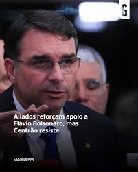 Flávio oficializou a escolha nesta sexta-feira (5), afirmando ter recebido  do pai a “missão” de dar continuidade ao projeto político iniciado em 2018.  https://mrf.lu/Rh9v